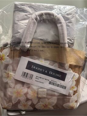 NWT Dooney & Bourke Plumeria Geena Satchel in White